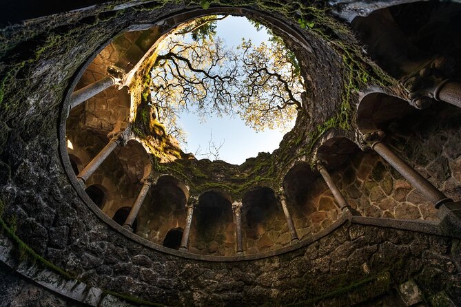 Lisbon: Sintra Half-Day Guided Tour with Pena Palace Tickets - Fonte da Sabuga: a quick spring stop with a story