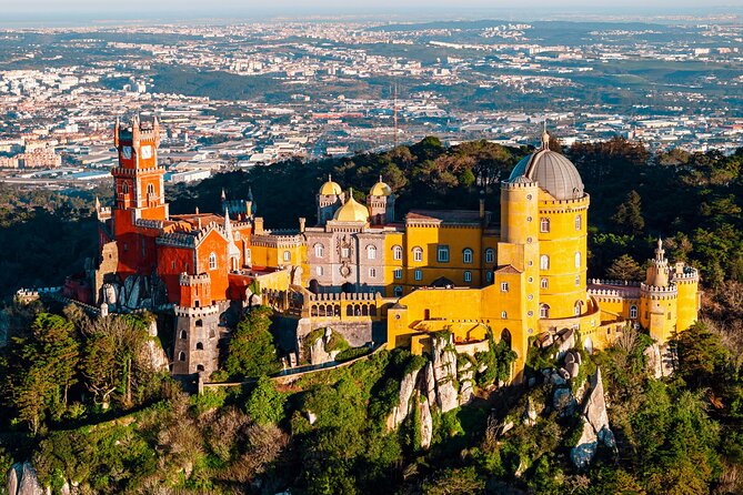 Lisbon: Sintra Half-Day Guided Tour with Pena Palace Tickets - Sintra historic center time: pastries, ginjinha, and craft browsing