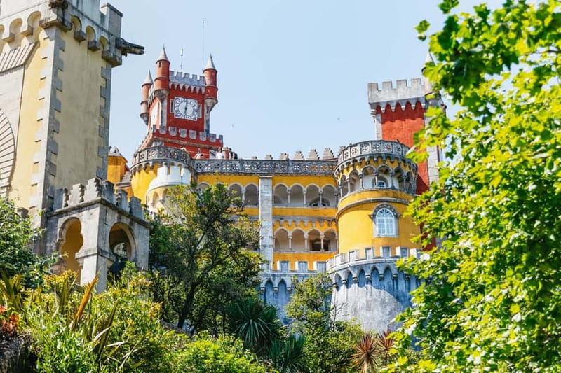 Lisbon: Sintra, Pena, Cabo da Roca, Cascais Tour with Pickup - Pena Palace time: how the guided visit actually helps