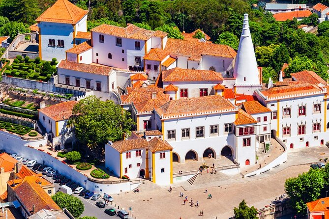 Lisbon: Sintra, Pena Palace , Cascais & Cabo Small Group Day Tour - Sintra’s historic center: 1.5 hours of real free time