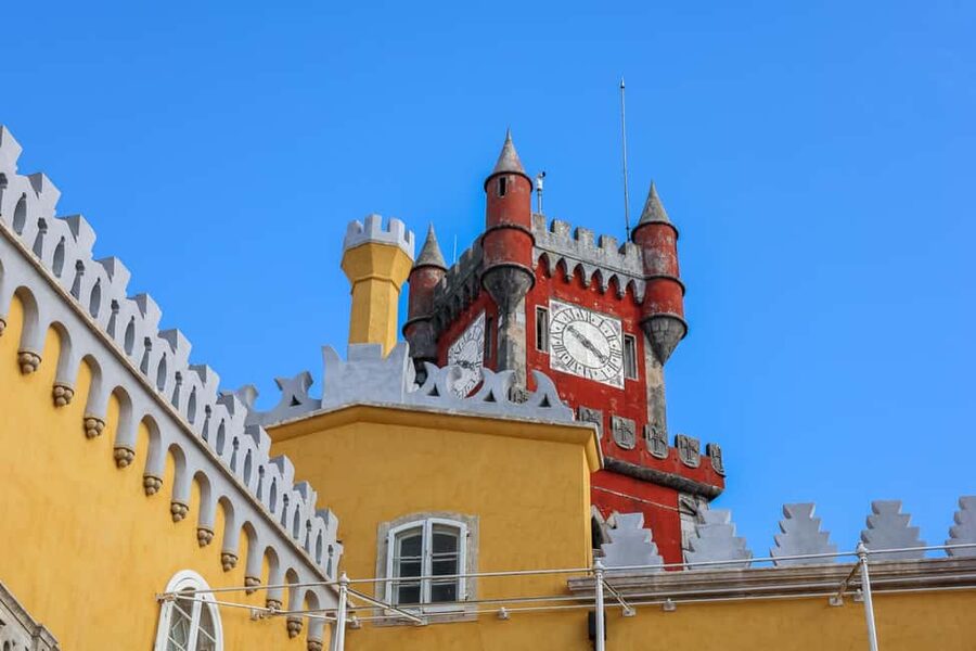 Lisbon: Sintra, Pena Palace & Wine Tasting Small-Group Tour - A Lisbon day trip that actually fits Sintra