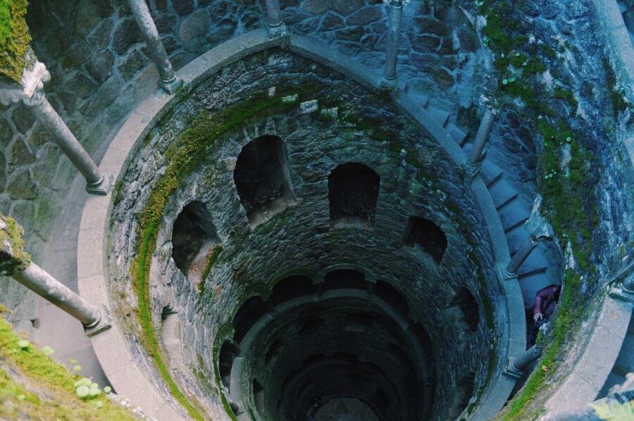 Lisbon: Sintra, Regaleira with ticket guided tour by train - FAQ
