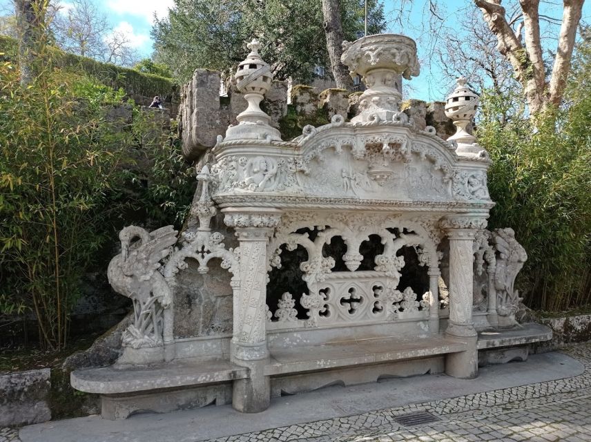 Lisbon: Sintra, Roca, Pena Palace, Quinta Regaleira passby - Quinta da Regaleira photo stop: quick taste of the symbols