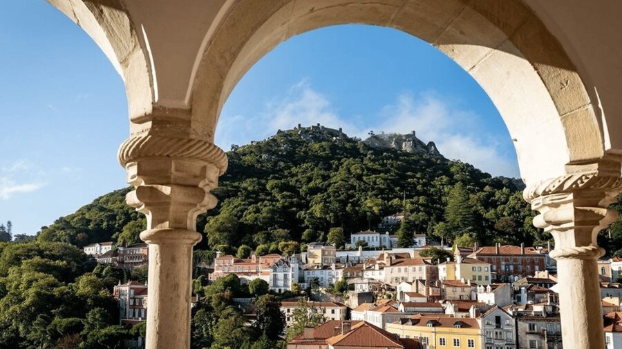 Lisbon: Sintra w/ Pena Palace, Cascais, Cabo Roca & Azenhas - Key points to know before you go