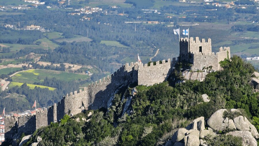 Lisbon: Sintra w/ Pena Palace, Cascais, Cabo Roca & Azenhas - Who should book this tour, and who should skip it