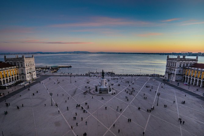 Lisbon Small-Group Sightseeing City Tour with Transportation - Castelo de São Jorge: The Big Optional Effort