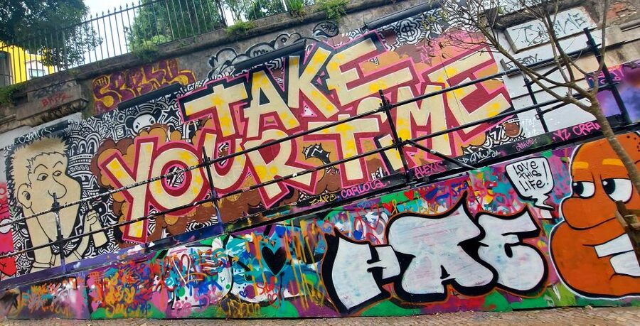 Lisbon Street Art Lovers Walk - How the timing works, and what the walk feels like