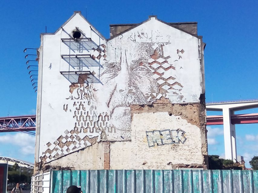 Lisbon: Street Art Walk - Logistics That Affect Your Comfort
