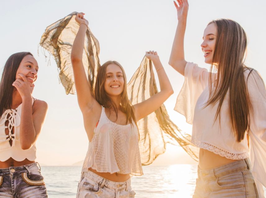 Lisbon: Sunset Boat Party Cruise with DJ and Open Bar - Rules that affect your comfort (and what not to bring)