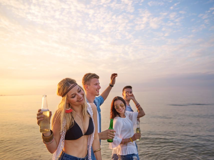 Lisbon: Sunset Boat Party Cruise with DJ and Open Bar - Boat size and comfort: why the vessel can change your experience