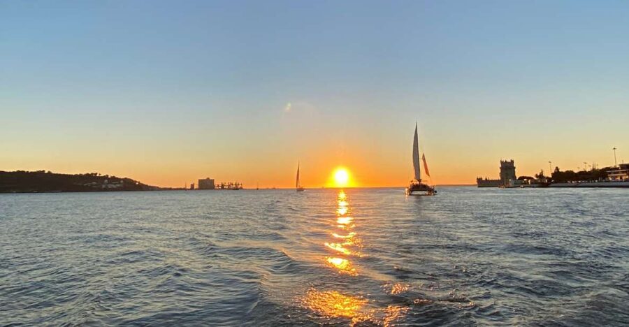 Lisbon: Sunset Boat Tour with Wine - The first cruise minutes: safety briefing plus a quick orientation