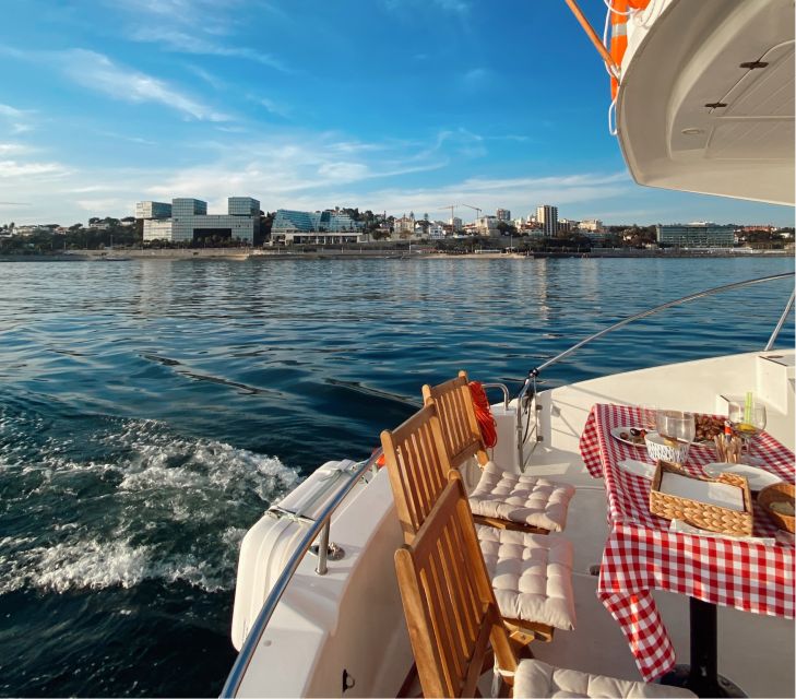 Lisbon: Sunset Boat Tour with Wine - Wine, onboard bar, and what you’re actually getting