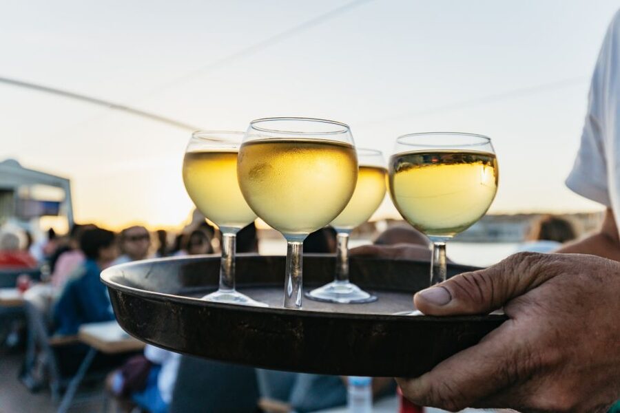 Lisbon: Sunset Cruise with Welcome Drink and Snacks - FAQ