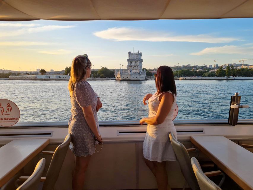 Lisbon: Sunset Cruise with Welcome Drink and Snacks - Timing, weather, and dolphin-spotting odds