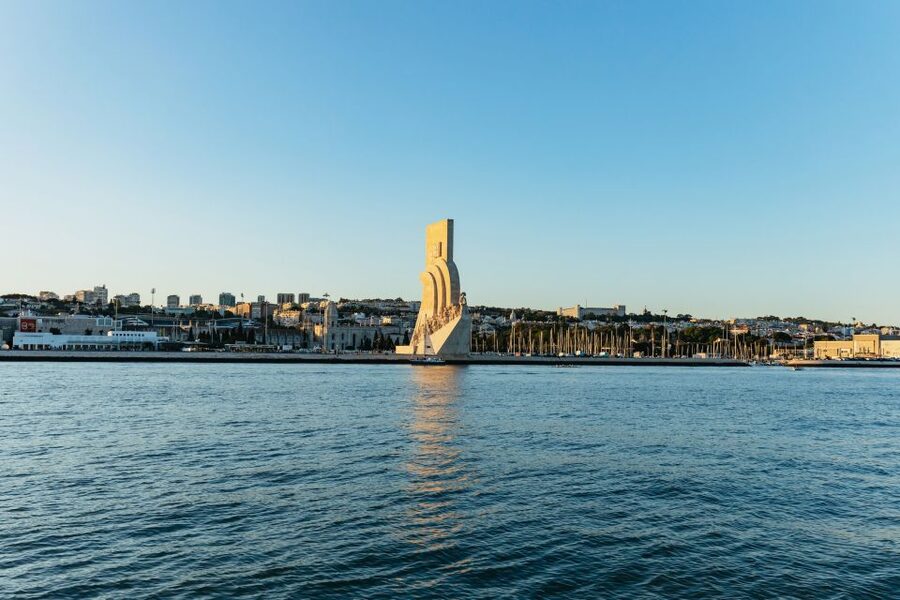 Lisbon: Sunset Cruise with Welcome Drink and Snacks - Should you book this Lisbon sunset cruise?