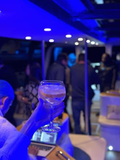 Lisbon: Sunset DJ & Porto Tonic Premium Boat Experience - Practical tips so you enjoy all 2 hours