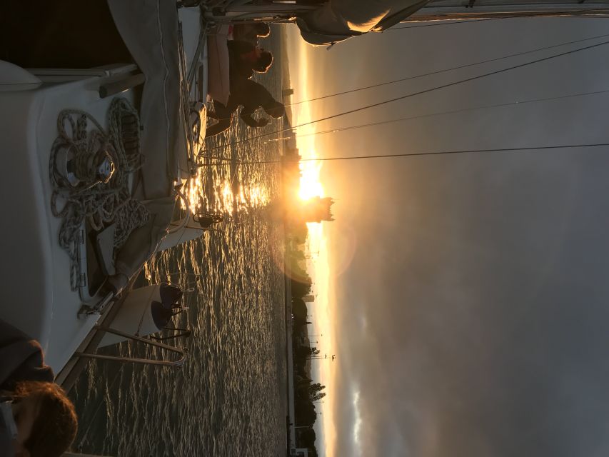 Lisbon Sunset Sailing – Small Group (max 10) Wine & History - Key things to know before you sail