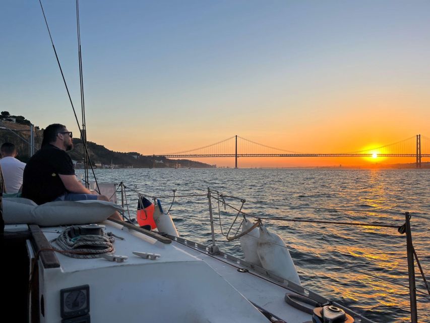 Lisbon Sunset Sensations 2h Cruise - Under Ponte 25 de Abril, Then Cristo Rei Comes Into View