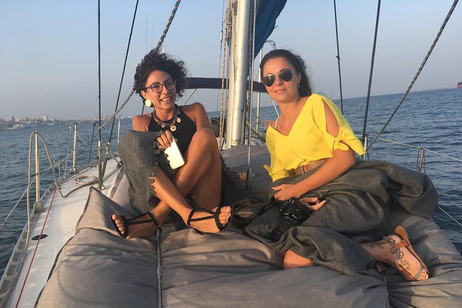 Lisbon Sunset Sensations on a Private Sailing Boat with wine&snacks - Key highlights I’d circle in your planning