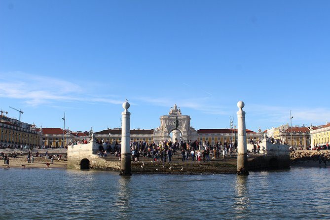 Lisbon Sunset Speedboat Tour - First Stops Near Belém: MAAT and the Padrão dos Descobrimentos