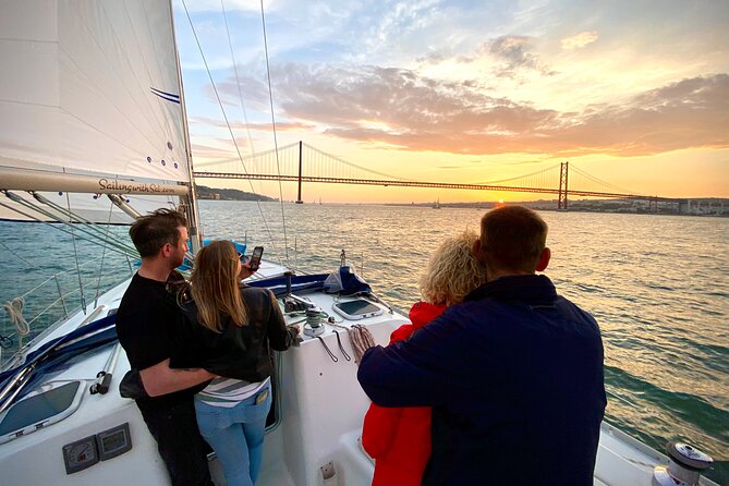 Lisbon: Sunset Tagus River Sailing Tour with Drinks - Drinks and onboard comfort: the practical side of a romantic sunset