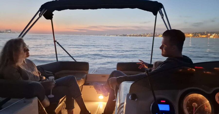 Lisbon: Tagus River Boat Sunset and Night Champagne Tour - Key highlights worth your attention