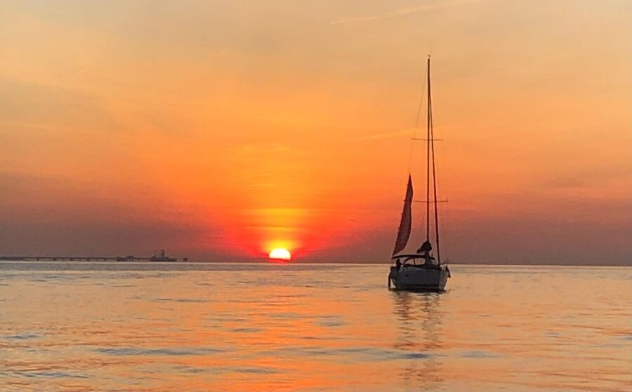 Lisbon: Tagus River Cruise, Morning, Day, Sunset, or Night - Key points before you book