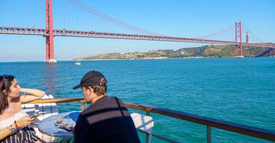 Lisbon: Tagus River Cruise with Welcome Drink - Key things to know before you go