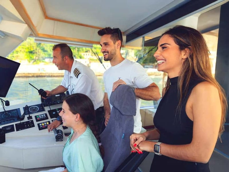 Lisbon: Tejo River Sightseeing Cruise - Comfort level, bathrooms, and what it feels like in real life
