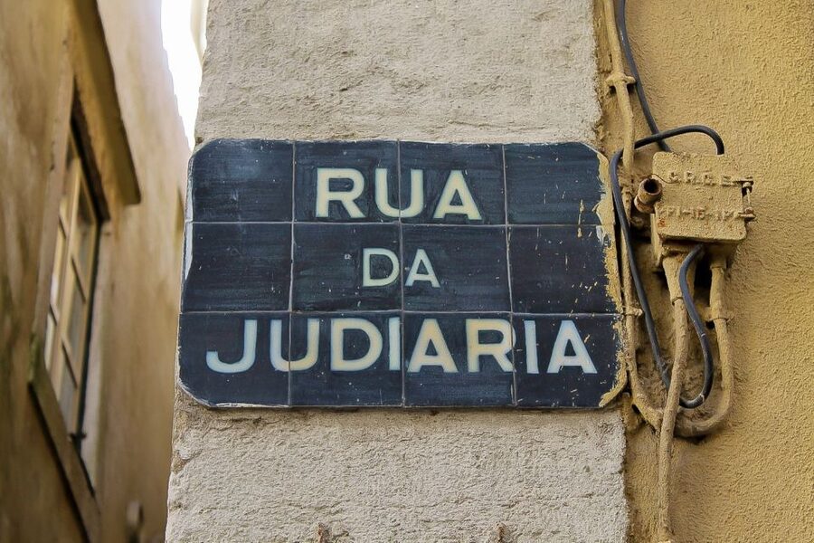 Lisbon: The Jewish Sephardic Walking Tour - Starting at Shaare Tikva, Lisbon’s synagogue that changed the modern story