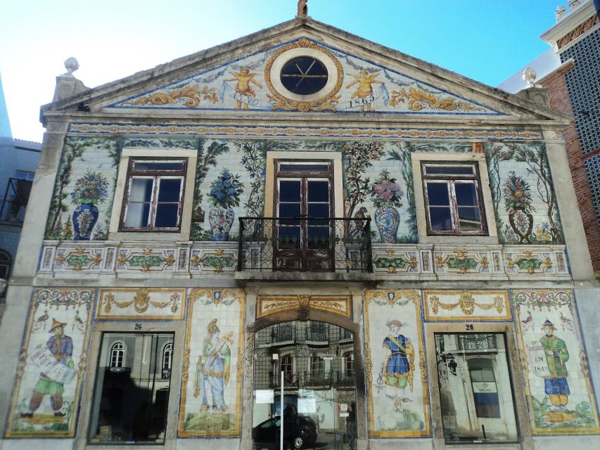 Lisbon Tiles and Tales: Full-Day Tile Workshop and Tour - Madre de Deus Convent: Baroque church as a complete artwork