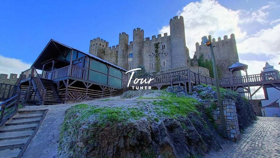 Lisbon: To Porto, Day Trip & Transfer with Stops in 3 Cities - Pickup near Lisbon: hotels, ports, and a driver who finds you