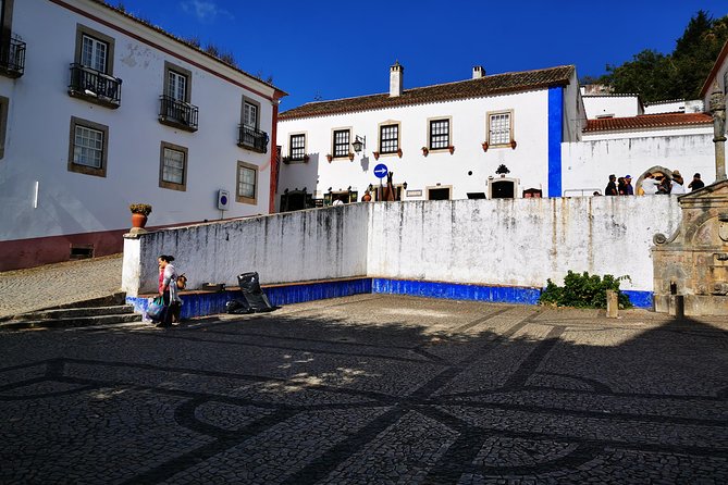 Lisbon to Porto Up To 5 Stops Óbidos Nazaré Fátima Coimbra Aveiro - Arriving in Porto with an easy drop-off