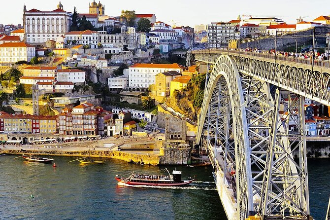 Lisbon to Porto with stop Aveiro-Fátima-Coimbra-Tomar-Nazaré-Óbidos - Price and value: when $217.23 per person makes sense