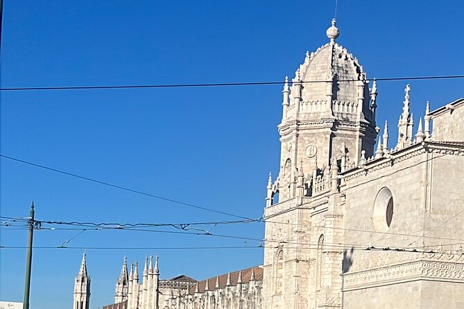 Lisbon to Sintra/Cabo da Roca/Cascais Full Day Tour - Jerónimos Monastery, pastries, and the best way to start