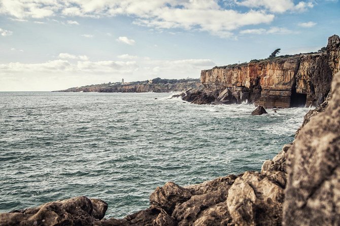 Lisbon to Sintra & Cascais: Private Day Tour & Fully Customizable - Stop 3: Marina de Cascais, a coastal break that feels like a real town