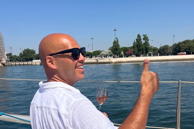 Lisbon to Vela Private Experience in the Tejo - A private Tagus cruise that links Lisbon icons into one easy plan