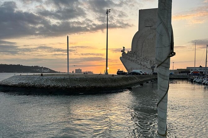 Lisbon to Vela Private Experience in the Tejo - When to book this cruise, and when to save your day