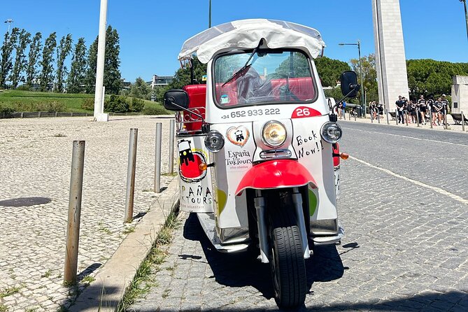 Lisbon Tuk Tuk: Explore Lisbon’s Hidden Treasures 1:30h - Stop 4, São Vicente de Fora Monastery: style clues in one church