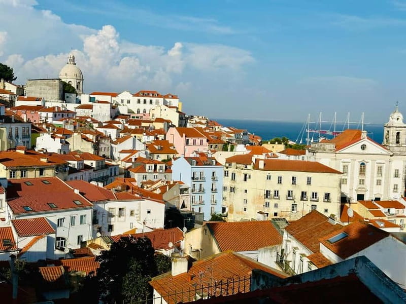 Lisbon Tuk Tuk Tour 1 Hour 30 Min - Miradouros Route, Santa Luzia to Senhora do Monte
