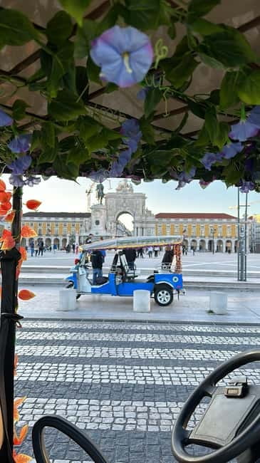 Lisbon Tuk Tuk Tour 1 Hour 30 Min - Praça do Comércio and Time Out Market Lisbon, Quick Break, Real Payoff