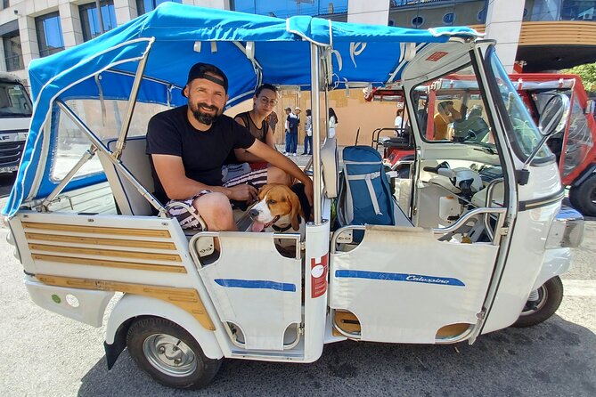 Lisbon Tuk Tuk Tour – 1-Hour Old Town Experience - Guide, Comfort, and Rain Backup: What Makes It Feel Worth It
