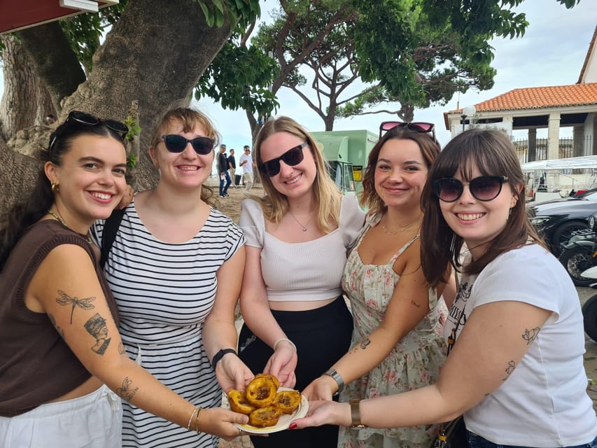 Lisbon: Tuk-Tuk Tour in French or German w/True Local Guide - Baixa and Chiado: where Lisbon looks grand and planned