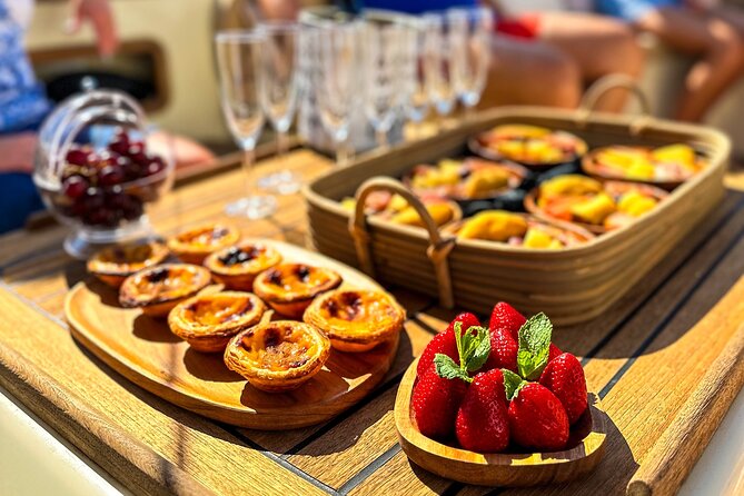 Lisbon – Vinho Verde Wine Premium Boat Experience - The boat setup: comfort, shelter, and a bathroom onboard