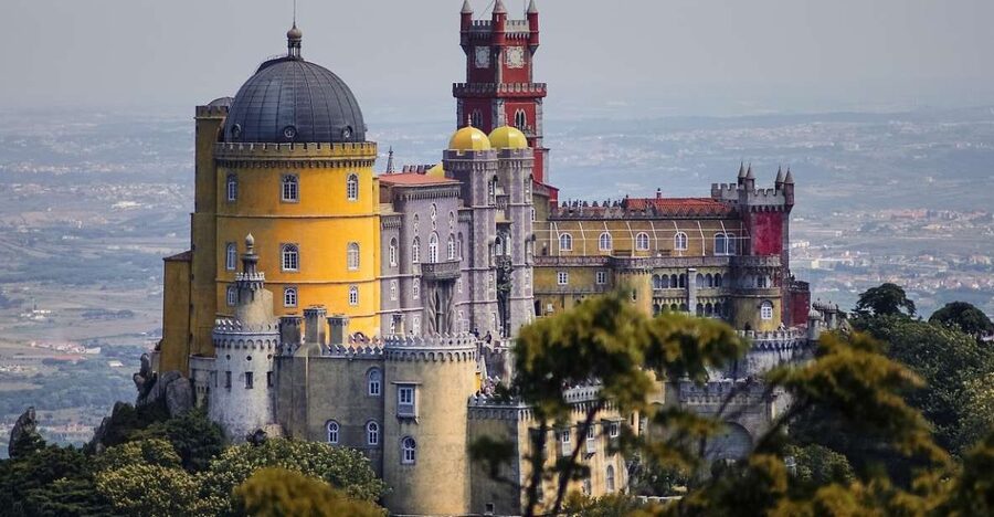 Lisbon: Wonders of Sintra & Cascais Private Day Tour - Sintra forests, dinosaur footprints, and the Regaleira and Monserrate choices