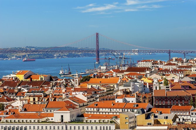 Lisbon Your Perfect Day in the City Custom Private Tour - Lisbon’s Signature Public Squares: Praca do Comercio as a Breather