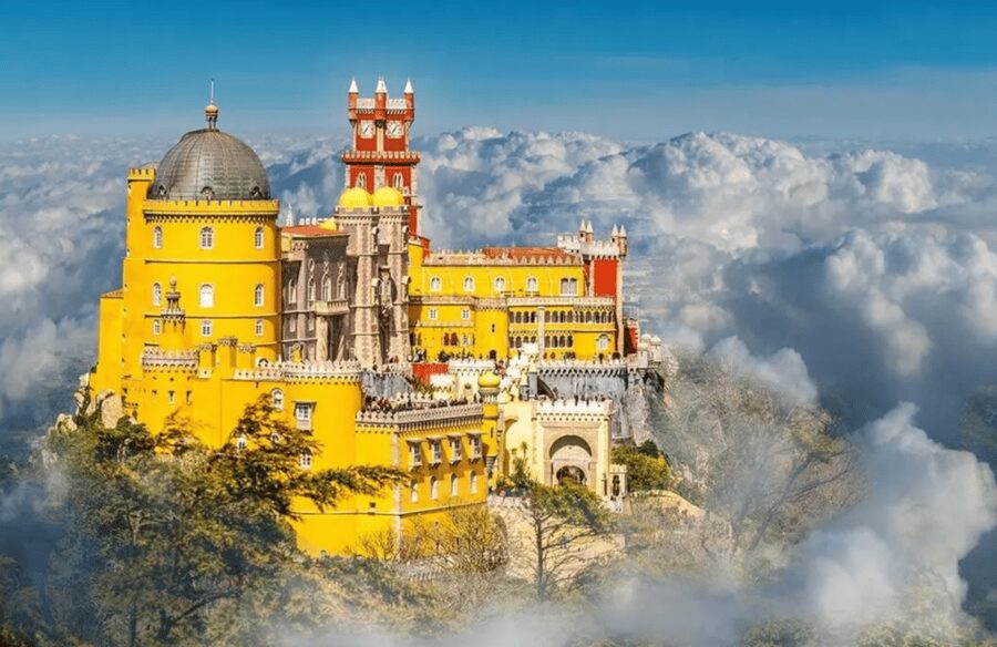 Magical Day Trip: Pena Palace, Sintra, CaboDa Roca & Cascais - Boca do Inferno and Cascais: from raw rock drama to soft beach time