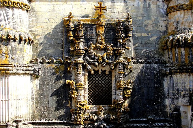 Medieval Knights Templar and Alcobaça Private Day Trip from Lisbon - Tomar castle time, then lunch that keeps the energy up