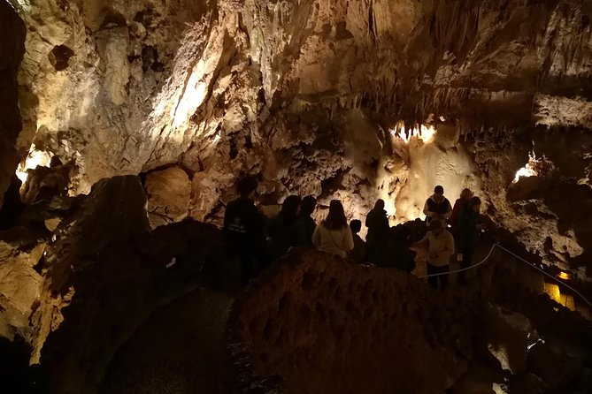 Mira de Aire Caves, Nazaré and Óbidos - All Included Private Tour - Óbidos medieval streets, plus Ginginha in a chocolate cup