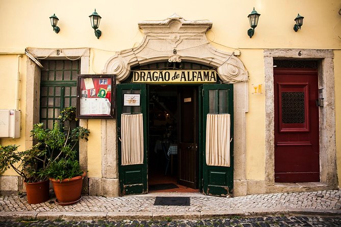 Mon Ami Vadio - Lisbon Old City Private Tuk Tuk Tour - Tuk tuk comfort, guide style, and what to watch for